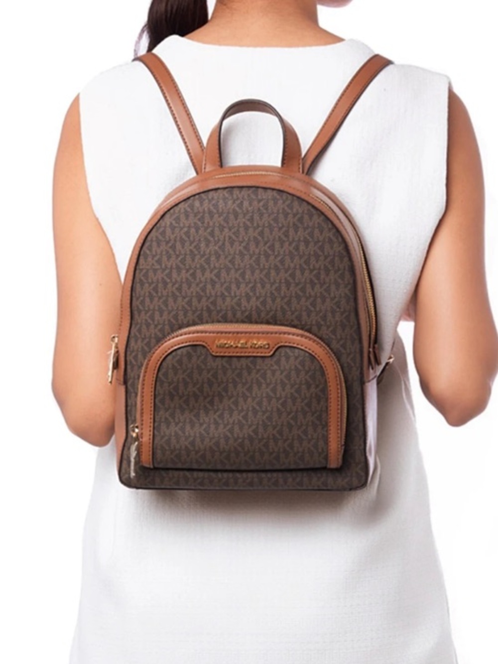 NWT! Michael Kors Jaycee Med Signature Brown Monogram Backpack - Picture 3 of 12